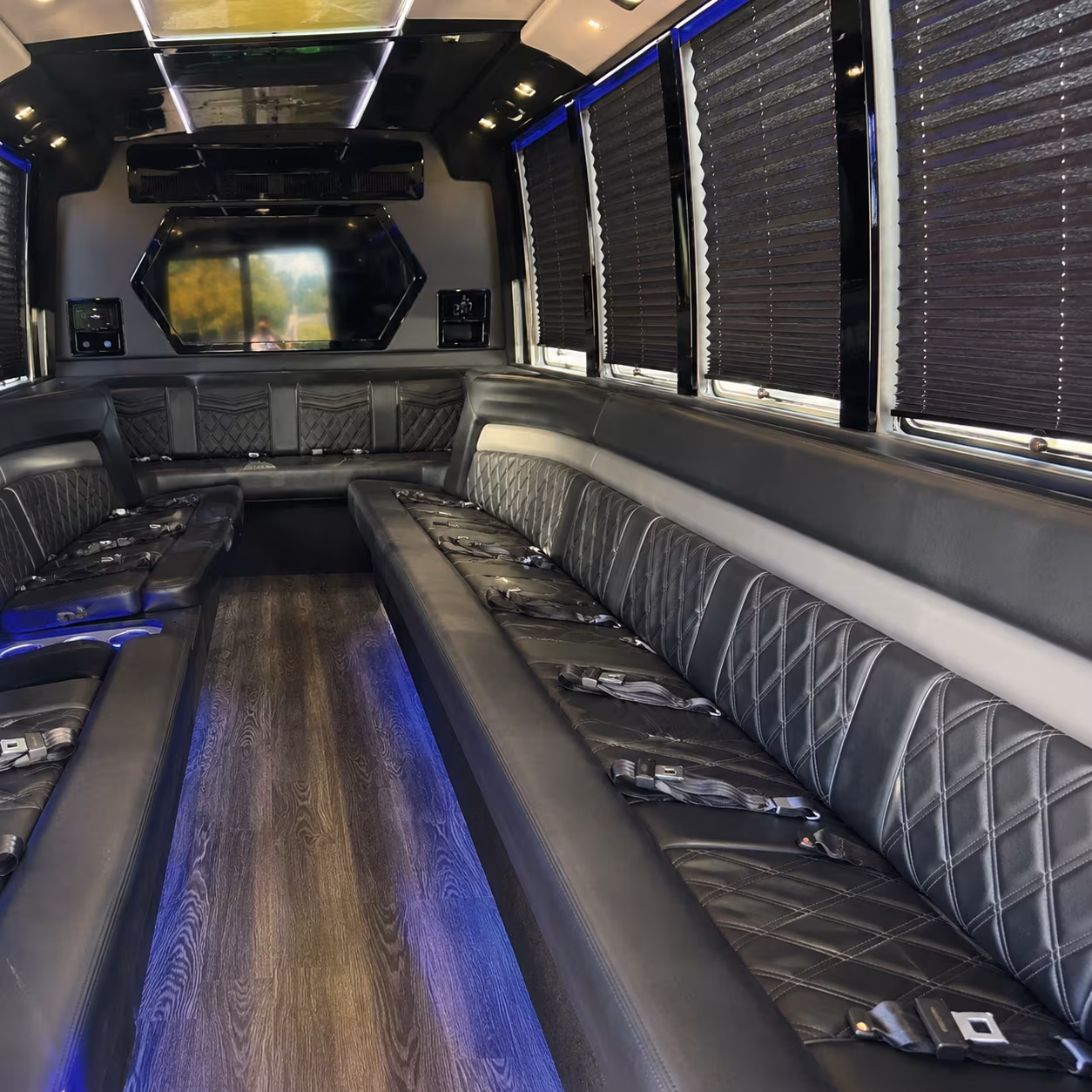 party buses and minibuses for lynn classical lynn english and lynn tech prom groups